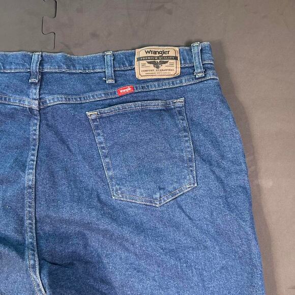 New with tags wrangler relaxed fit - Picture 6 of 6